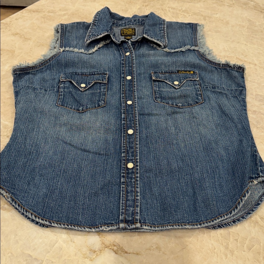 Lucky Brand Denim Western Top Size L Pearl Buttons Rodeo Country Frayed Trim